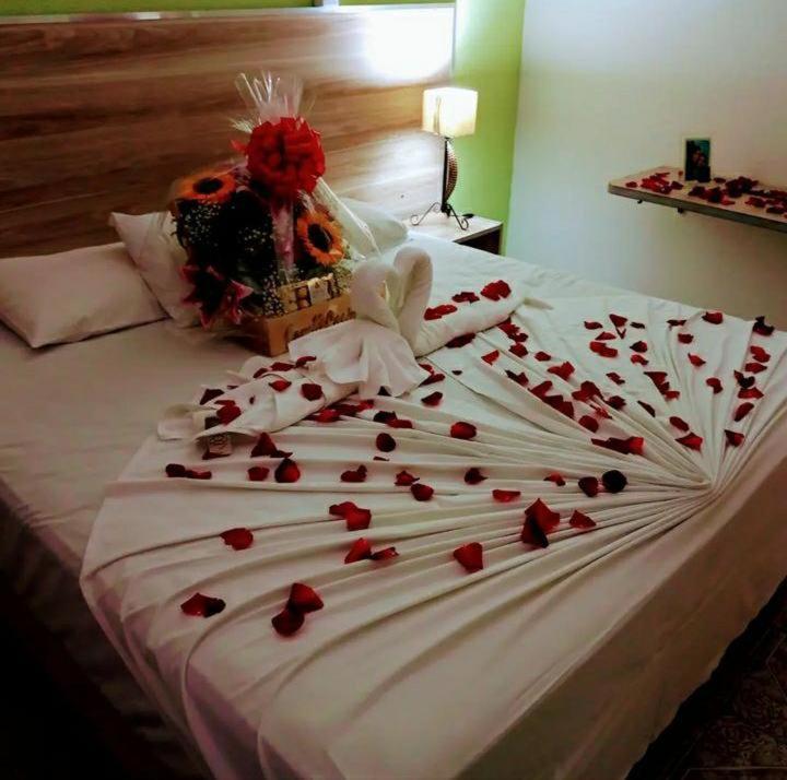 Asturias Praia Hotel 瓜鲁雅 外观 照片